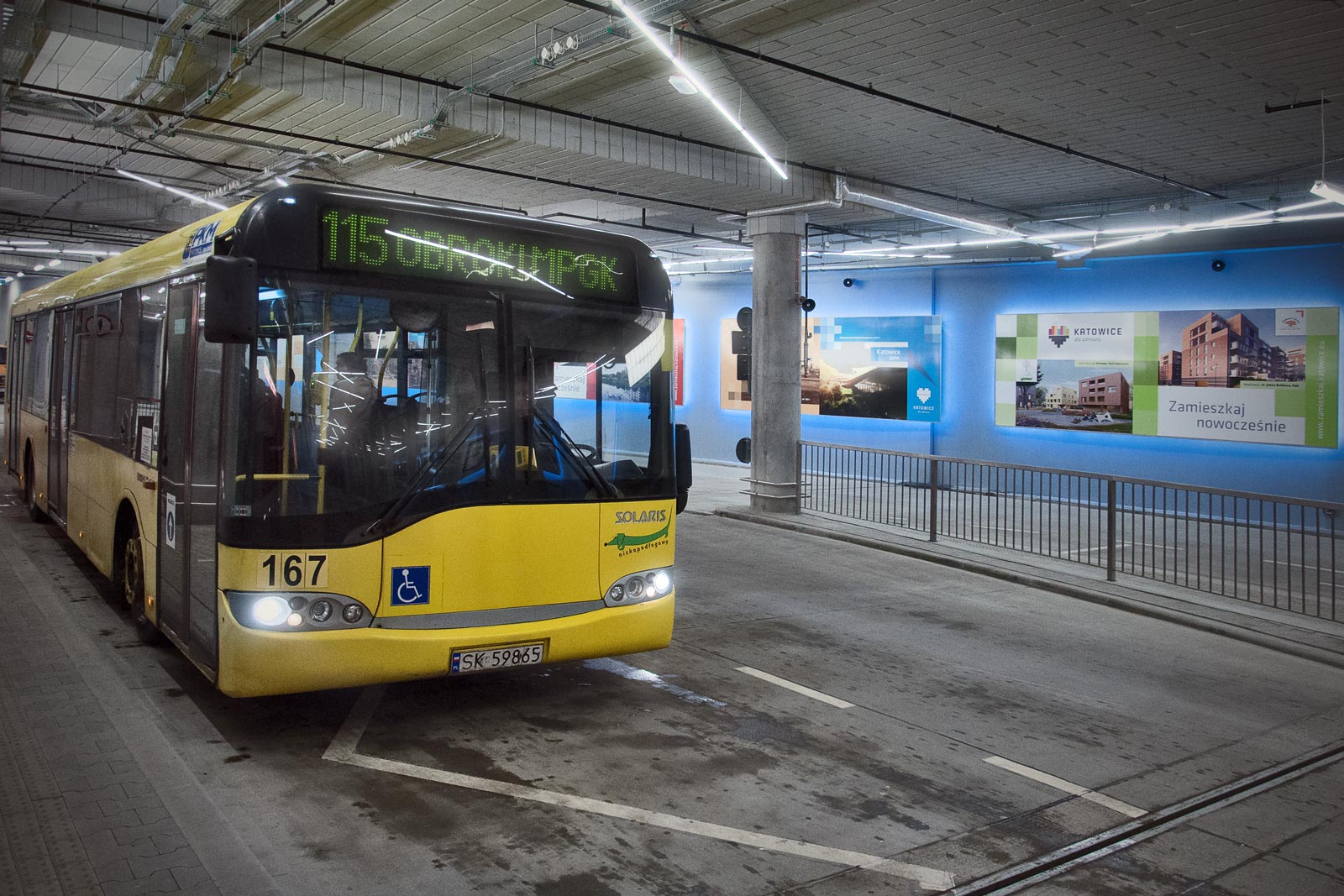 02.02.2013 Uruchomino przystanek autobusowy pod placem Szewczyka